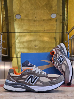 کتونی نیوبالانس ۹۹۰ مسترکوالیتی /سایز 40 الی ۴۵/New Balance 990/ فروش عمده و تک