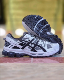 کتونی اسیکس کاهانا 8 مسترکوالیتی /سایز 37 الی 40 /Asics Kahana 8/ سفید مشکی