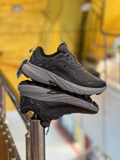 کتونی طبیعت گردی کلمبیا ضدآب مردانه/سایز 40 الی 45/Columbia GORE-TEX/ فروش عمده و تک