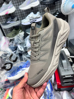 کتونی طبیعت گردی کلمبیا ضدآب مردانه/سایز 40 الی 45/Columbia GORE-TEX/ فروش عمده و تک