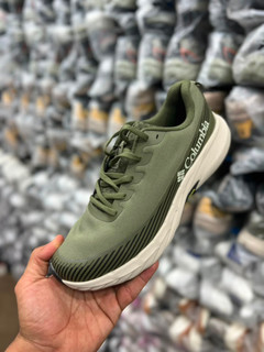 کتونی طبیعت گردی کلمبیا ضدآب/سایز 40 الی 45/Columbia GORE-TEX/ فروش عمده و تک